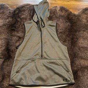 Womens UA Loose fit Vest. Like New